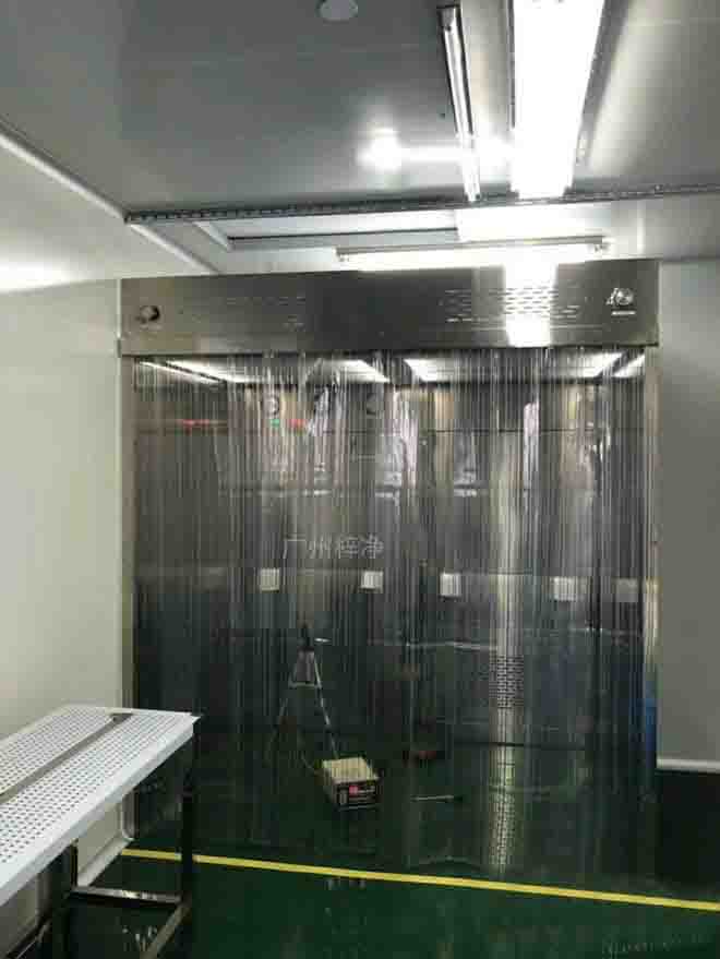 負壓稱量罩結構圖由初效、中效、高效、風機等部件組成