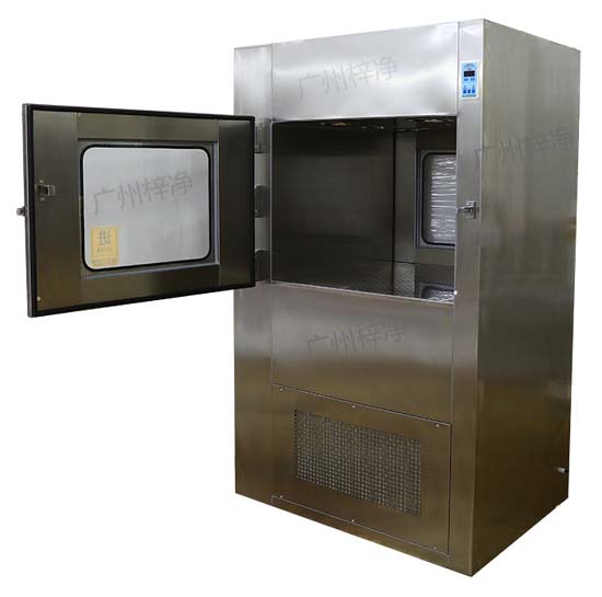 風淋傳遞窗在醫療器械行業，潔凈室的環境對于產品的質量和安全性至關重要