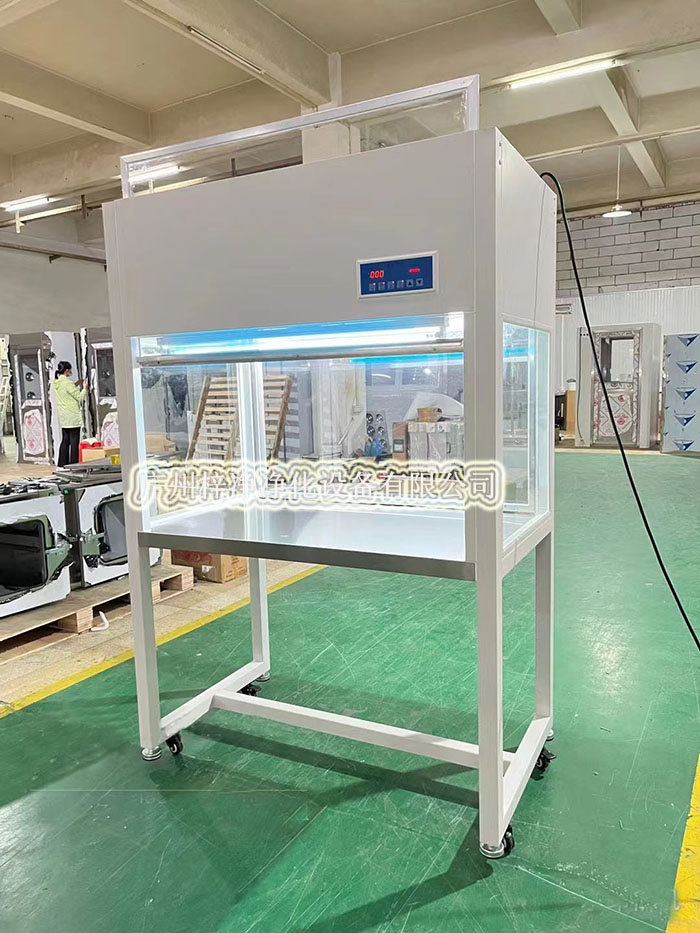 潔凈工作臺是廣泛應(yīng)用于科研、制藥、生物工程等領(lǐng)域的潔凈設(shè)備 潔凈工作臺是廣泛應(yīng)用于科研、制藥、生物工程等領(lǐng)域的潔凈設(shè)備